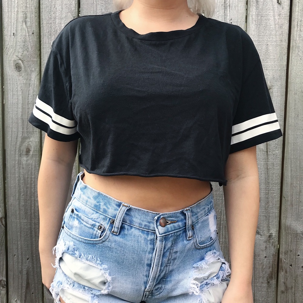 H&M Jersey crop top w jersey stripe sleeves❤️ NWT